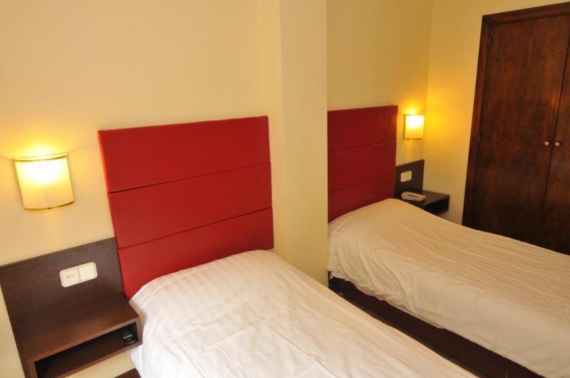 Hotel Palarine Erts Esterno foto